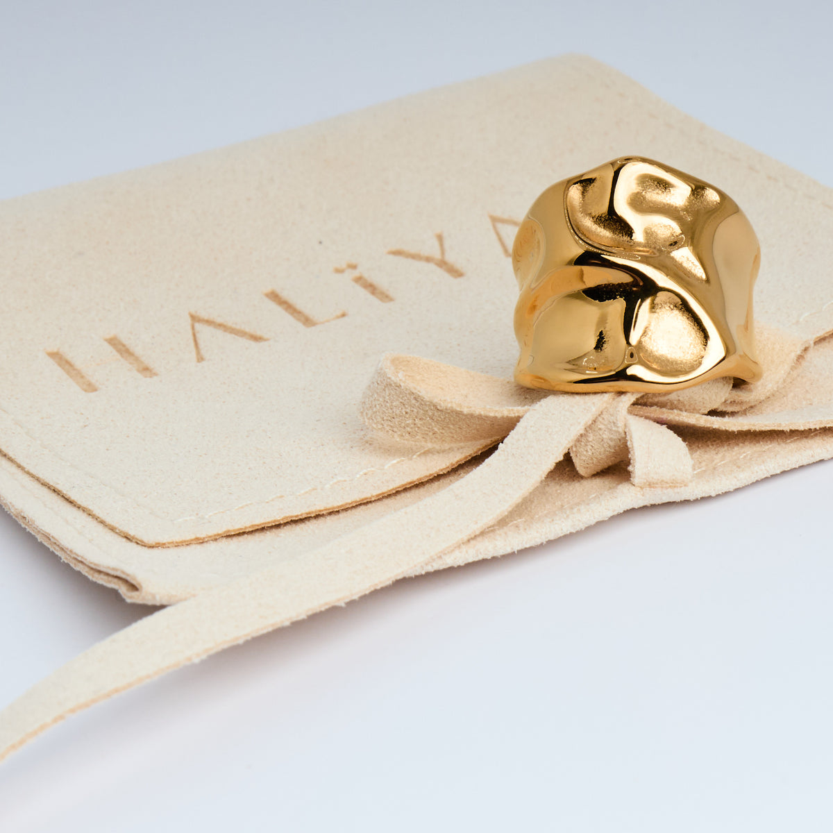 Chunky 18K PVD Gold Plated Hammered Ring | Hypoallergenic