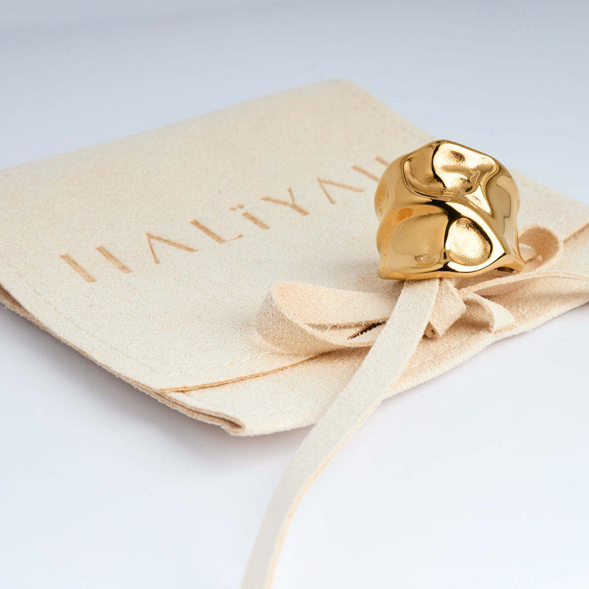 Chunky 18K PVD Gold Plated Hammered Ring | Hypoallergenic