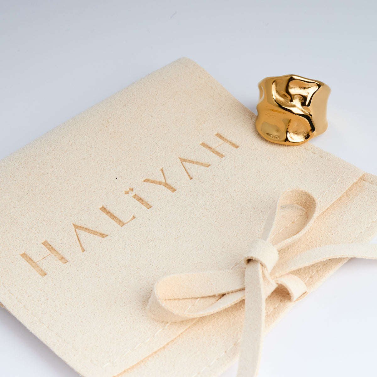 Chunky 18K PVD Gold Plated Hammered Ring | Hypoallergenic